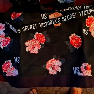 Victoria's Secret overnighter